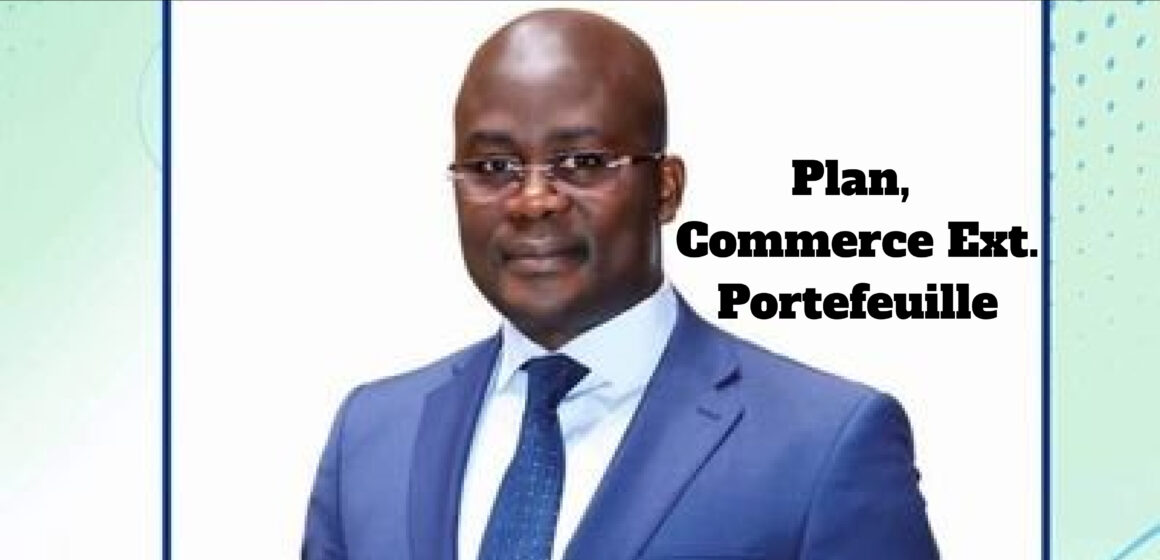 Ministère du PLAN, Commerce extérieur au Portefeuille, Jean Lucien Bussa Tongba, la Puissance du destin révèle un nouveau » Cas d’école  » selon Un échantillon des étudiants de l’UNIKIN.