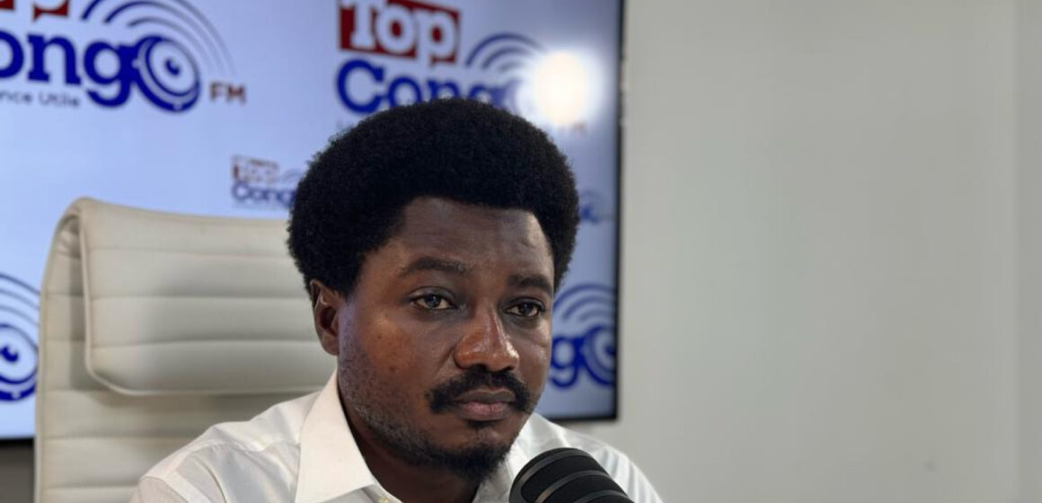 TOP Congo : Après Kisangani, Constant Mutamba a l’écoute des auditeurs.