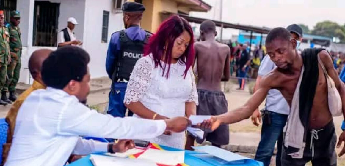 RDC: Le Ministre de la justice Constant Mutamba poursuit sans faille le processus de désengorgement de la prison centrale de Makala à Kinshasa