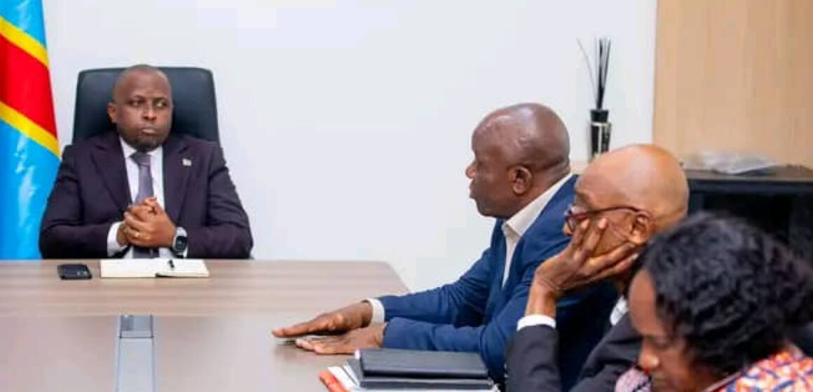 RDC : Le VPM de l’Intérieur sollicité pour lever la grève des transporteurs routiers et la décongestion des véritables causes de cette grogne