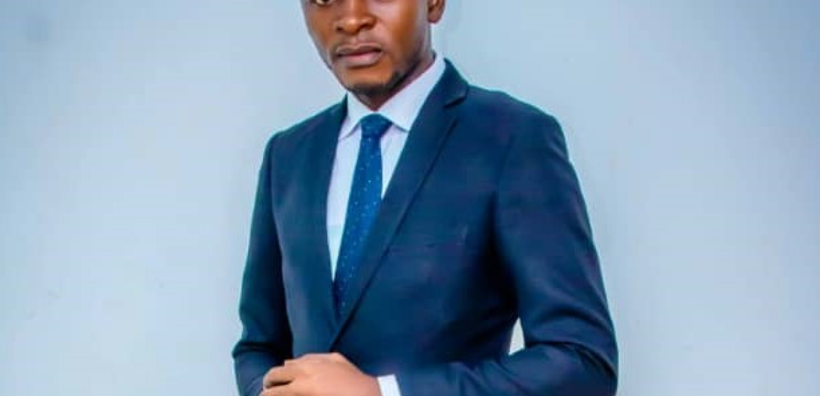 Page Rose : Le média en ligne la Symbolique souhaite pétillant anniversaire à Rodrigue KOLABA, son correspondant à Gbado-Lite au Nord-Ubangi !