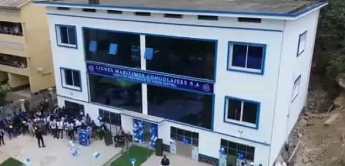 Kongo-central : Le Gouverneur Grâce Bilolo a procédé à l’inauguration de ce nouveau bâtiment du LMC en présence du DG JEAN CLAUDE MUKENDI