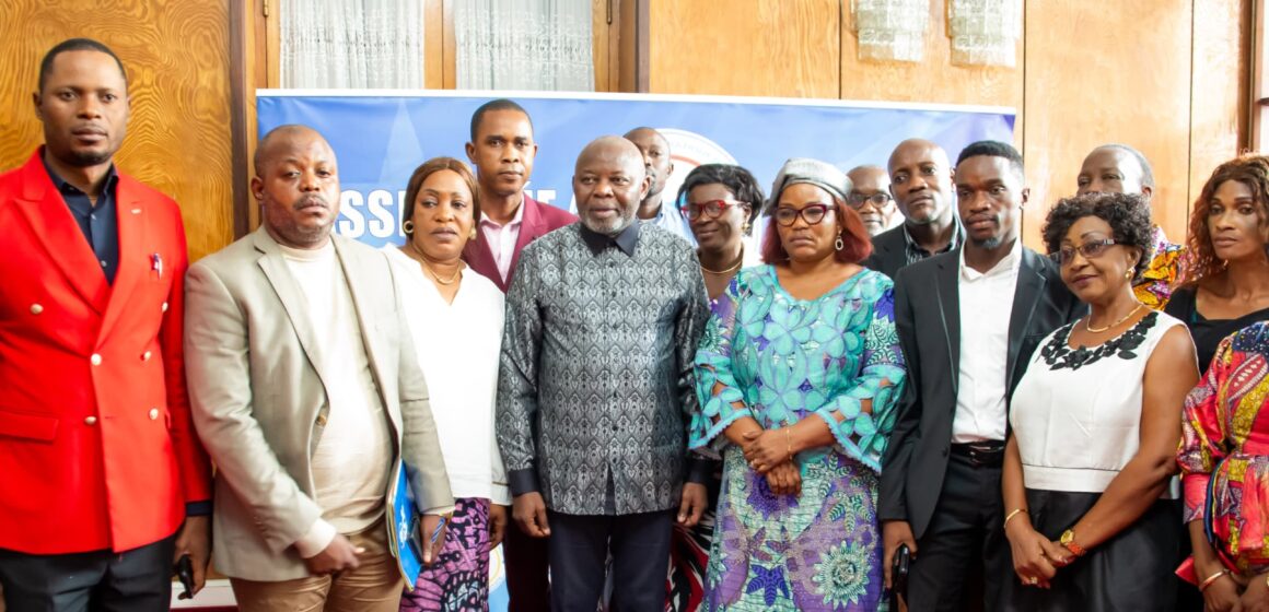 ASSEMBLÉE NATIONALE : LE PRÉSIDENT VITAL KAMERHE ÉCHANGE AVEC LA DÉLÉGATION SYNDICALE DE LA RTNC ET DU MINISTÈRE DE LA FORMATION PROFESSIONNELLE ET MÉTIERS
