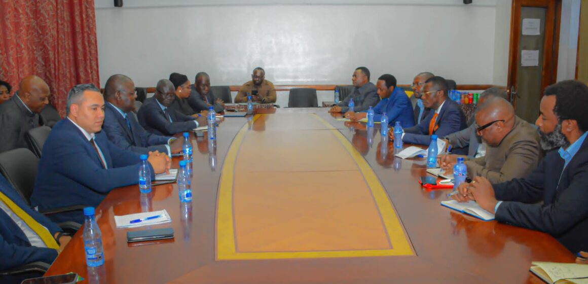 CRISE DANS L’EST DE LA RDC : LES CONSULTATIONS BOUCLÉES À KINSHASA, LA MISSION D’INFORMATION DU PARLEMENT PANAFRICAIN ATTENDUE À GOMA CE JEUDI