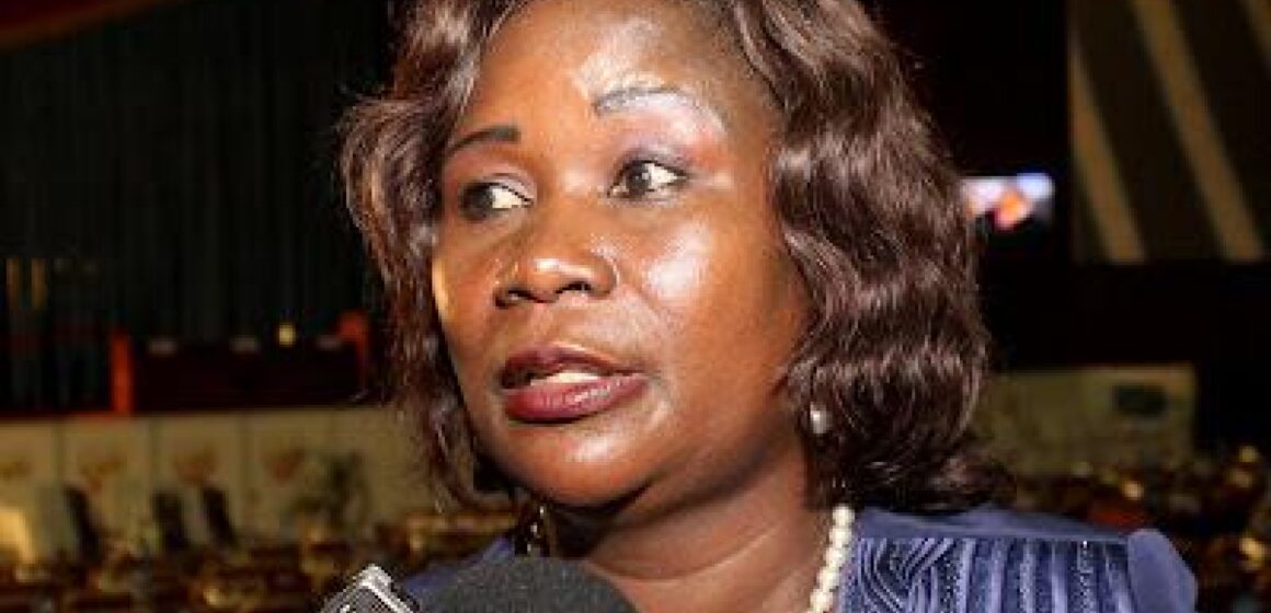 Adoption de la Loi de Finances 2025 : Le Sénateur Vicky KATUMWA satisfait du travail d’examen et amélioration fait par les deux chambres