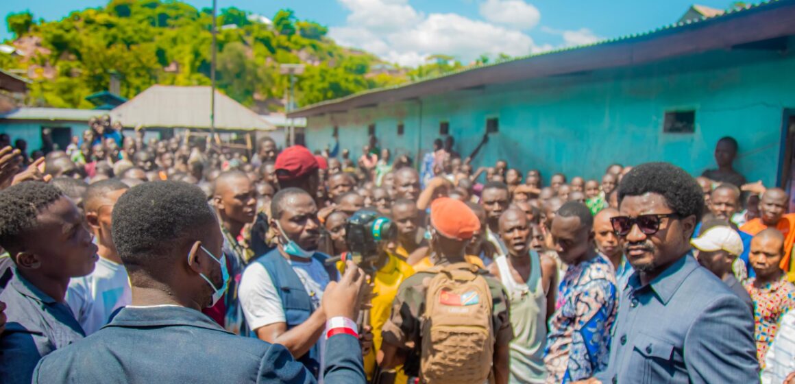 Prison centrale de Kalemie: le MINETAT MUTAMBA dote plus de 300 mousses aux détenus !