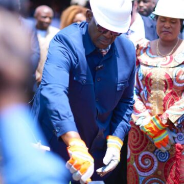 LUALABA : Le Ministre Louis Watum kabamba a lancé la première Zone économique de Musompo en présence du Gouverneur Fifi Masuka !