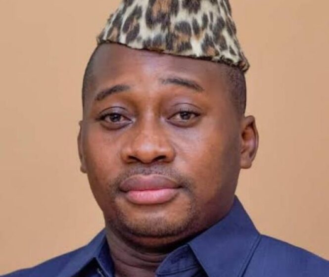 Nord-Ubangi :  « Une enveloppe de soutien à la RTNC », œuvre de Me. Guy LOANDO MBOYO !