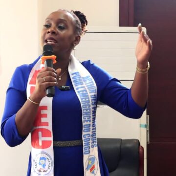 IMG-20250419-WA0020(3) Gisèle KAYEMBE aux côtés des femmes de l’APEC : un appel fort à l’action et à l’émergence