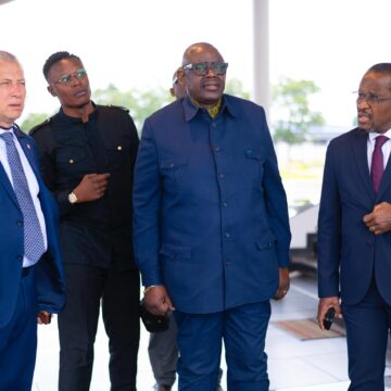 IMG-20250420-WA0075(1) EXPO BÉTON 2025 : Le Ministre Louis Watum Kabamba plaide pour une mobilisation collective autour du développement national !