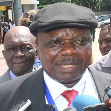 IMG-20250430-WA0074(1) L’Est de la RDC : « Il y a pas que Jean-Pierre Bemba du MLC à l’Espace Équatorial mais, un autre Jean-Pierre du RCET-CPS mouille aussi le maillot pour la même cause » (Lui, c’est, Lisanga Bonganga)