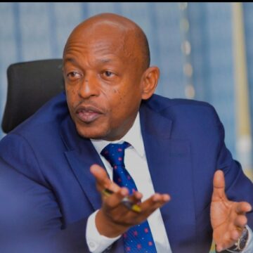 Crise à l&rsquo;Est de la RDC : Le Ministre Gisaro rejette les accusations de discrimination envers sa communauté de Banyamulenge et dénonce l&rsquo;ingérence rwandaise !