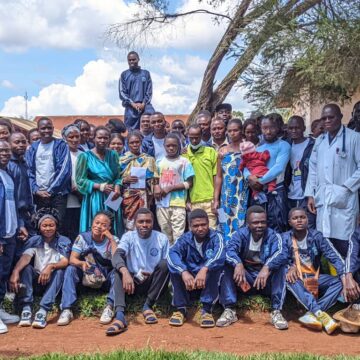 IMG-20250501-WA0068(2) BUTEMBO : Le C.S Mages d’Orient célèbre la journée du 30 avril sous une ambiance caritative à l’hôpital de Kitatumba.