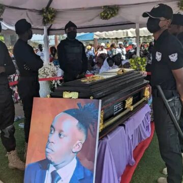 IMG-20250503-WA0015(2) BUNIA : L’artiste musicien SIVARLING est inconsolable après la mort tragique de son collègue Young B !