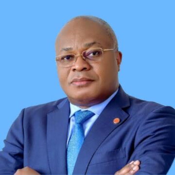 IMG-20250516-WA0001 Ass.Nat. : Le Professeur Gaspard Ngondankoyi a recadré la plénière sur la procédure à suivre, l’étude de la forme et le fond ne suffisent pas, mais insiste t-il sur la procédure !