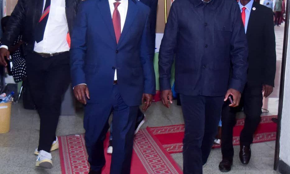 ASSEMBLÉE NATIONALE : LE RAPPORTEUR JACQUES DJOLI A REÇU À TOUR DE RÔLE LE PROCUREUR GÉNÉRAL FIRMIN MVONDE ET LE MINISTRE D’ÉTAT CONSTANT MUTAMBA POUR LEUR AUDITION PAR LA COMMISSION SPÉCIALE !