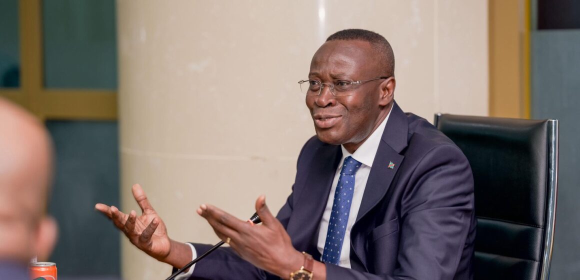 Kinshasa : « Tête-à-tête entre le VPM Daniel Mukoko Samba et les membres de l’Alliance des Patronats Francophones » délégation conduite par son président Geoffroy Roux !