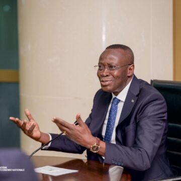 Kinshasa : « Tête-à-tête entre le VPM Daniel Mukoko Samba et les membres de l’Alliance des Patronats Francophones » délégation conduite par son président Geoffroy Roux !