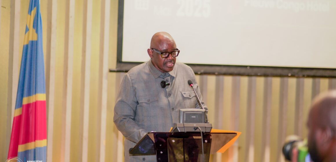 Le Ministre Louis Watum Kabamba lance le Système National de Certification aux normes NCD