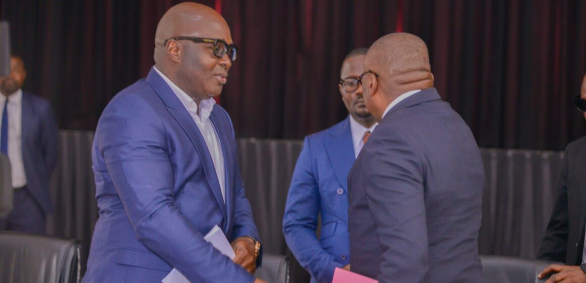 ASSEMBLÉE NATIONALE : LA COMMISSION CHARGÉE D’EXAMINER LE RÉQUISITOIRE DU PROCUREUR GÉNÉRAL DE LA COUR DE CASSATION CONTRE L’HONORABLE NICOLAS KAZADI INSTALLÉE OFFICIELLEMENT PAR LE RAPPORTEUR JACQUES DJOLI