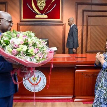 RDC : « 46 ème réunion ordinaire du conseil des Ministres » Félix Tshisekedi a rendu hommages à Thérèse Kayikwamba Wagner pour ses efforts ayant conduit à la victoire diplomatique de la RDC !