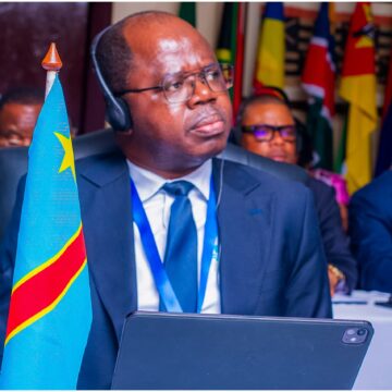 Diplomatie Parlementaire/Ass-Nat : Le 1er Vice-Pdt, Prof. Isaac J.C Tshilumbayi entame une mission Parlementaire de la RDC à la Chambre des Représentants de Luxembourg