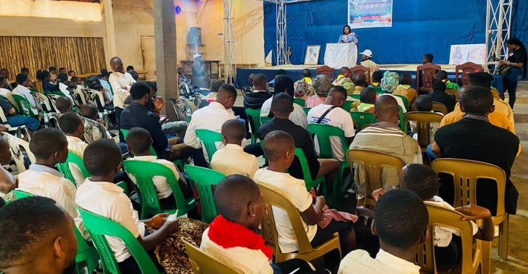 Nord-Kivu : Le Parlement d&rsquo;enfants Butembo et la Plume d&rsquo;or prônent la campagne « Zéro enfant dans les groupes armés »