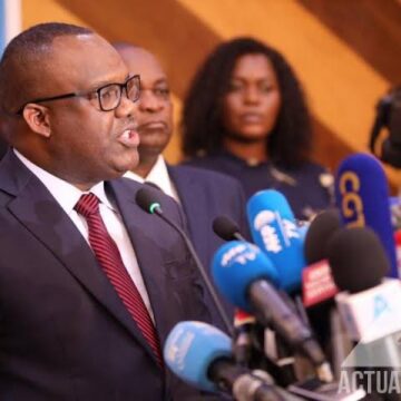 Goma : Nangaa à 2 reprises repoussent son point de Presse prévu pour laisser au Porte-parole de lire le communiqué !