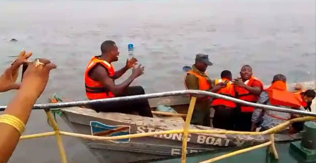 Boma : Naufrage d’un navire chinois, 11 rescapés dont 8 congolais et 3 chinois sauvés par les marins de la Fardc, un Congolais disparu !