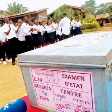 EDUC-NC : répartis dans 28 centres, 7.799 candidats finalistes passent les épreuves de l’examen d’État à la province éducationnelle Nord-Ubangi 1 !