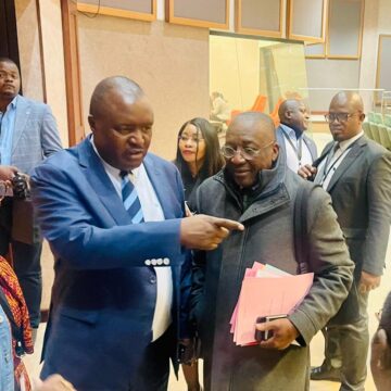 5ème session ordinaire du PAP : À la tête de la délégation de la RDC, le Professeur Jacques Djoli a échange avec le Président du Parlement Panafricain sur la pacification de la RDC et de la Région des Grands Lacs !