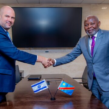DIPLOMATIE PARLEMENTAIRE : TÊTE-À-TÊTE ENTRE LE PRÉSIDENT DE L’ASSEMBLÉE NATIONALE DE LA RDC VITAL KAMERHE ET LE PRÉSIDENT DE LA KNESSET AMIR OHANA