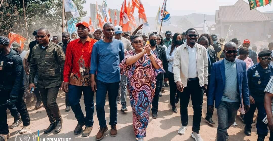 Tanganyika : Judith Suminwa Tuluka boucle son séjour par l&rsquo;étape d&rsquo;une visite historique dans le territoire de Moba !