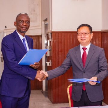 L’amitié sino-congolaise : La Chine cède son ancien bâtiment d’ambassade à l’éducation nationale, John Banza Lunda salue la cohérence du Président Tshisekedi et son engagement pour l’éducation