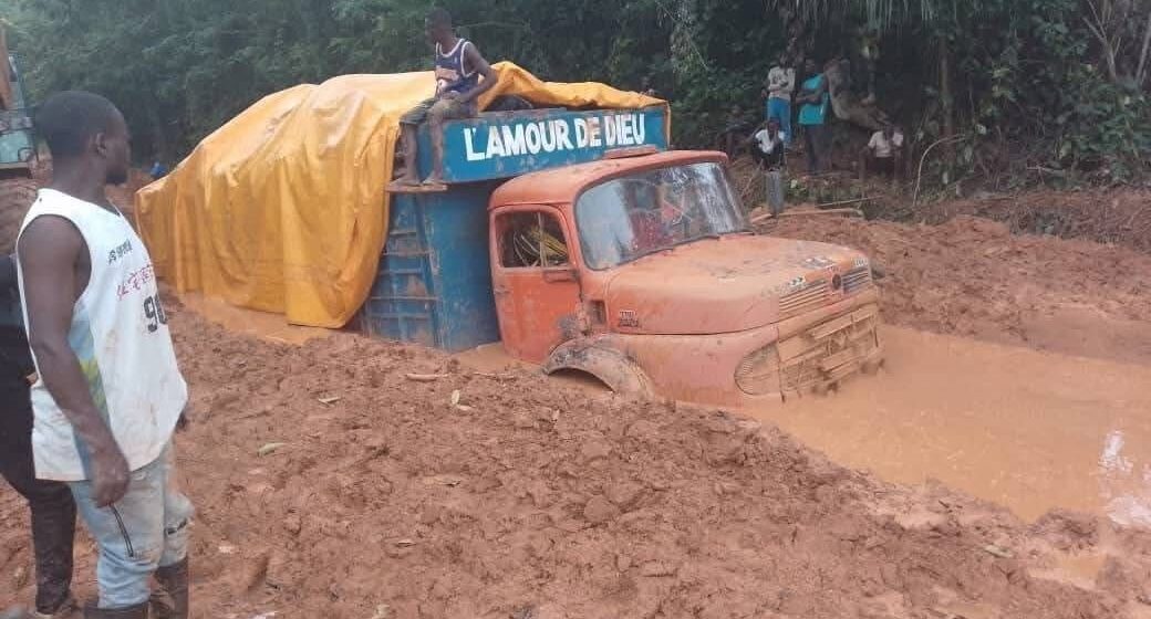 Sud-Ubangi : Le Ministre John Banza Lunda rassure la sénatrice Nadine Boboy sur une solution durable à la dégradation de la route Akula–Gemena avant fin octobre