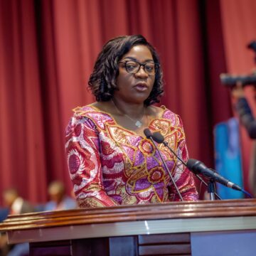 Assemblée Nationale : La députée Inagosi propose le report de l’examen du projet de loi de ratification du Protocole sur le commerce illicite des produits du tabac