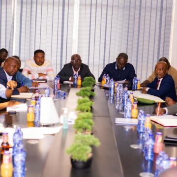 Kwilu : Le Ministre John Banza Lunda échange avec le caucus des députés sur les préparatifs de la 13 ème Conférence des gouverneurs