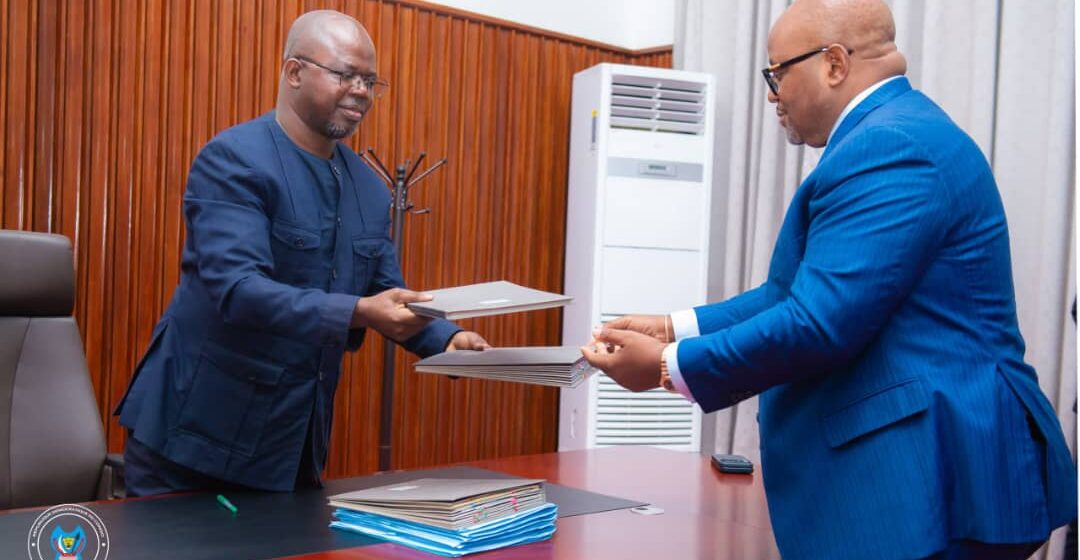 IMG-20251115-WA0292 RDC : Aimé Boji Sangara prend officiellement la présidence de l’Assemblée Nationale