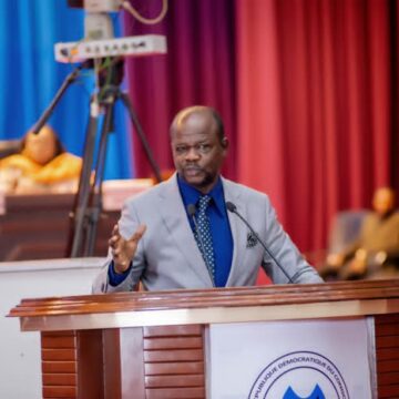 Ass Nat : « Proposition du nouveau Code de la Route jugé recevable », l&rsquo;honorable Olive Mudekereza suggère des innovations majeures dont la problématique de transport en Motocycles