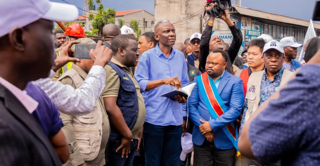 Kinshasa – ITP : Le ministre John Banza lance une vaste croisade antiérosive dans plusieurs communes de la capitale
