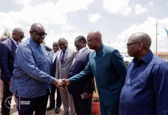 IMG-20260226-WA0010 Devant les chefs d’entreprises, Louis Watum Kabamba dénonce accidents évitables et non-respect des obligations