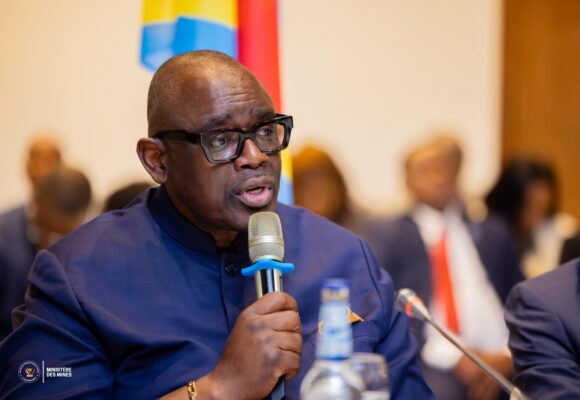 IMG-20260328-WA0003 Une pétition jugée anachronique à l’Assemblée nationale contre le ministre des Mines.