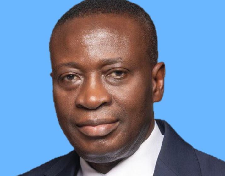 Colloque international de la faculté d&rsquo;économie : Exposé Magistral du Prof Daniel Mukoko Samba ,le VPM de l&rsquo;économie sur la voie de la croissance et du développement.