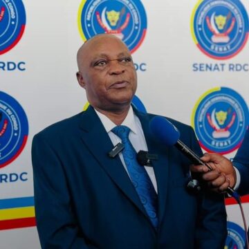 Sénat : Une proposition loi de Norbert Basengezi sur la réforme de loi électorale qui veut mettre fin aux candidatures multiples d&rsquo;un seul candidat.