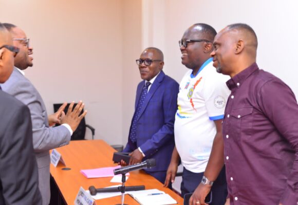 ASSEMBLÉE NATIONALE : LA COMMISSION ECOFIN & CB EXAMINE EN PROFONDEUR DEUX PROJETS DE LOI DÉPOSÉS PAR LE MINISTRE DES FINANCES SUR LES JEUX D’ARGENT ET LE MARCHÉ BOURSIER EN RDC