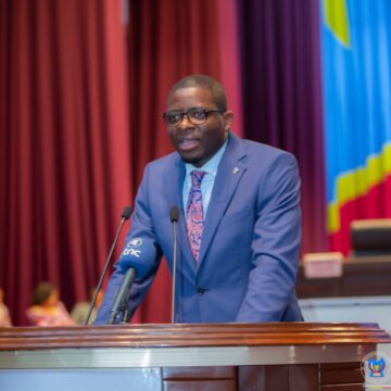 Assemblée nationale – Protection de l’environnement dans le secteur minier : le député Éric Tshikuma Mwimbayi appelle à des actions concrètes après l’audition de la Ministre de tutelle.