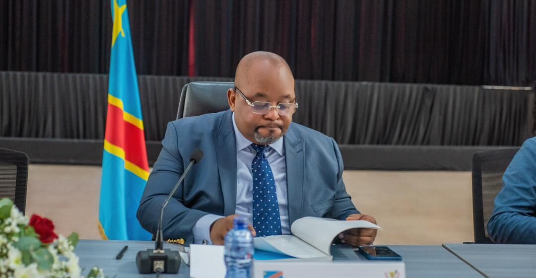 IMG-20260415-WA0007 ASSEMBLÉE NATIONALE : LE BUREAU RÉCEPTIONNE LE RAPPORT ANNUEL 2024-2025 DE LA CENI.