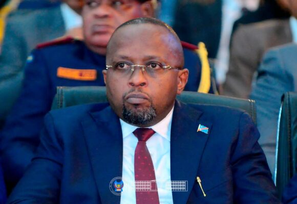 Assemblée nationale : rejet de la Motion contre Jacquemain Shabani, Aimé BOJI SANGARA, un Speaker au milieu du village.