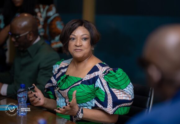 Mines en RDC : Marie-Claire Kengo facilite l’arrivée d’investisseurs polonais pour la fabrication locale d’équipements miniers.