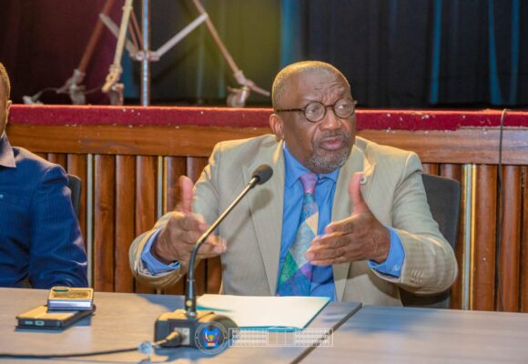 ASSEMBLÉE NATIONALE: LE RAPPORTEUR, JACQUES DJOLI ESENG&rsquo;EKELI INSTALLE LA COMMISSION D’ENQUÊTE  PARLEMENTAIRE SUR LA GESTION DES QUOTITÉS DES FRAIS ACADÉMIQUES  À L’ESU.